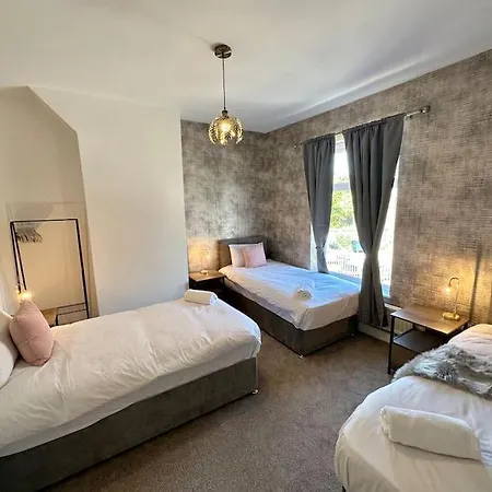Three Bedroom Manchester, Sleeps 8! Prázdninový dům *
