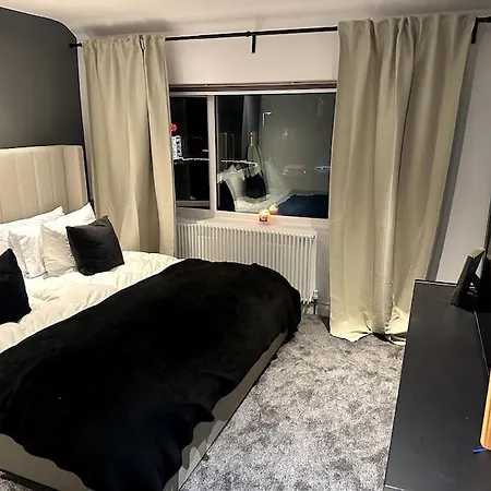 Luxury 2-br House Ao Arena & & Old Trafford Nyaraló