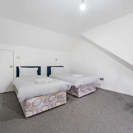 Nyaraló Spacious 4 Bed Hidden Gem Pass The Keys