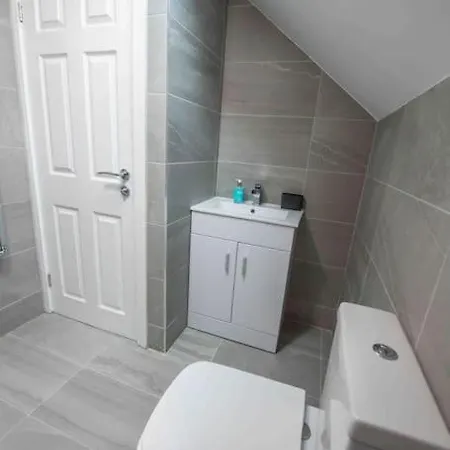 Beautiful, Peaceful, 5 Bedroom With Hot Tub! Hébergement de vacances *