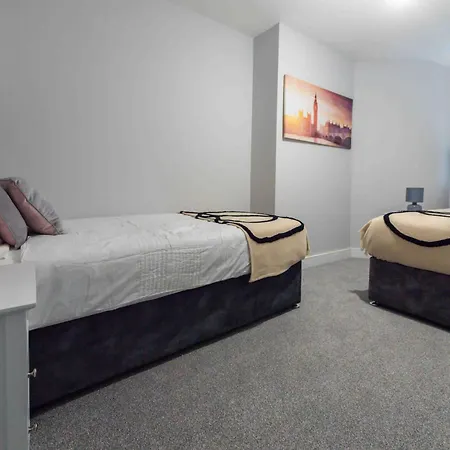 Hébergement de vacances Beautiful, Peaceful, 5 Bedroom With Hot Tub! Manchester