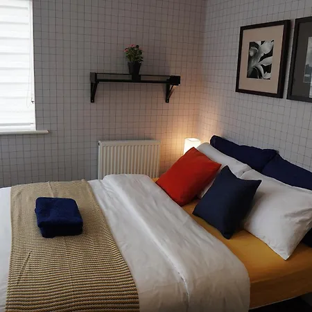 Luxury - Pick A - Free Parking & Kitchen Access, Near Etihad Stadium, The Coop Live & Piccadilly Station, منزل للإقامة مانشستر