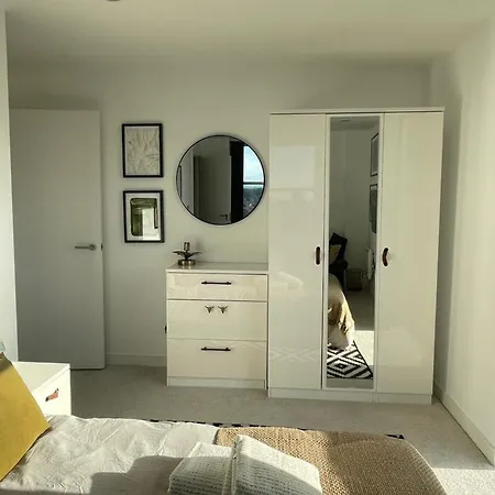 Apartment Entire Highrise Hideaway Manchester