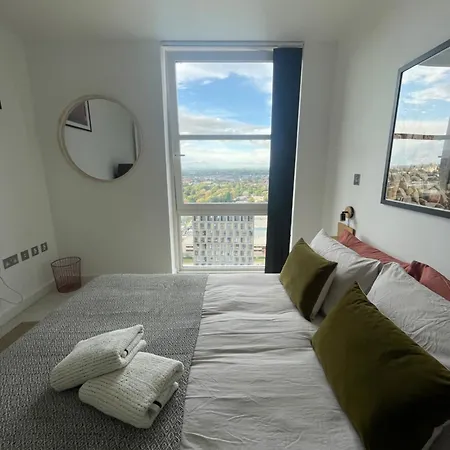 Entire Highrise Hideaway Apartment