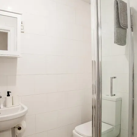 Centre Perfect Location Manchester