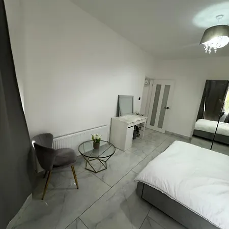 Elegant Estates Humble Abode 2 Alloggio in famiglia *