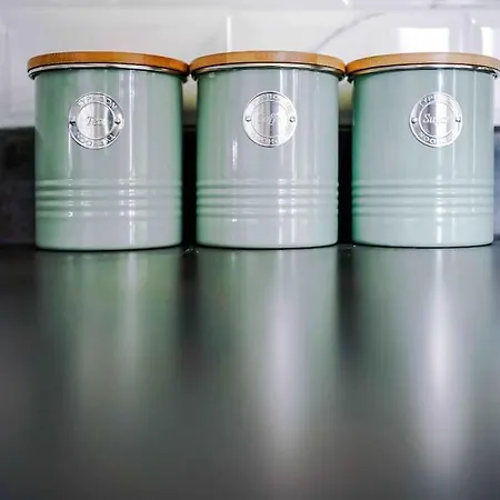 Spacious 4-bed Ferienhaus