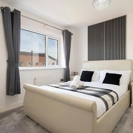 Pool Table - Coop Live Arena, Etihad & * マンチェスター