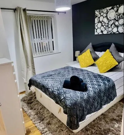 Modern & Stylish With Free Parking Apartmán *