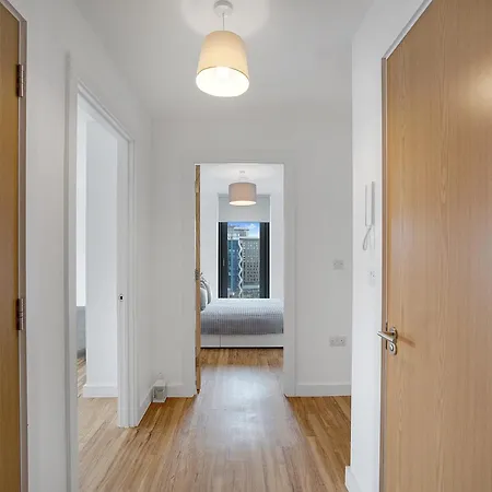 New! Media 2br Free Wifi