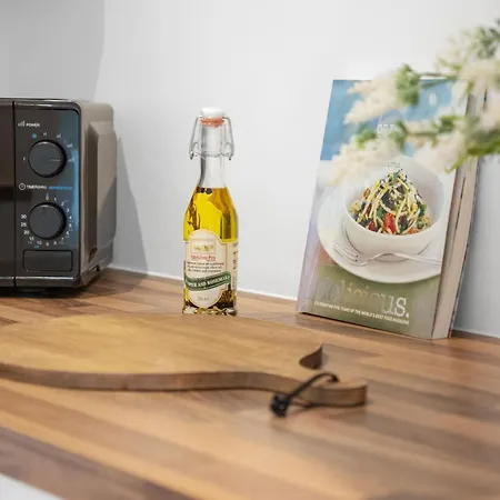 New! Media 2br Free Wifi * Manchester