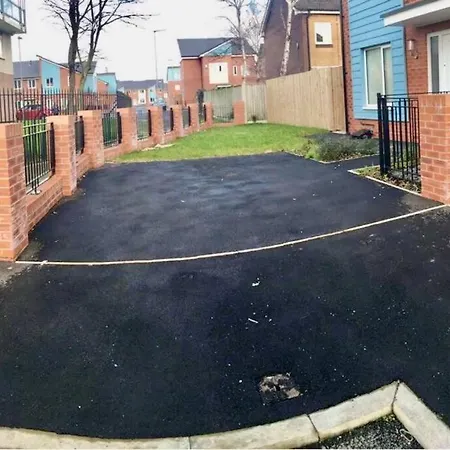 Cosy Modern 3-bed Near Etihad, Coop Arena - Ao Arena And Center בית נופש *