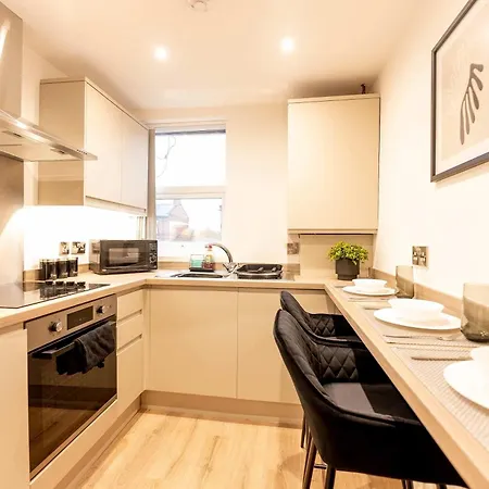 Ferienhaus Newly Refurbished 3bedroom House 15mins To City Centre Manchester