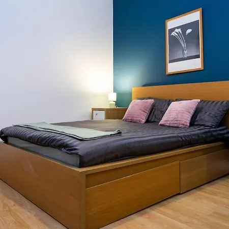 Luxury 2br - View Escape Apartment