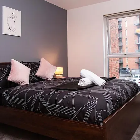 Luxury 2br Near Mcr And Etihad Stadium Appartement *