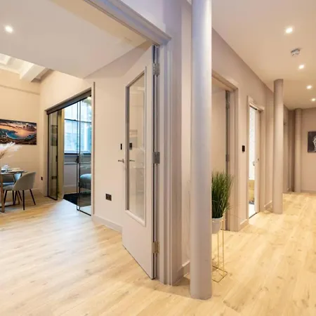 Stunning 2br In Chinatown