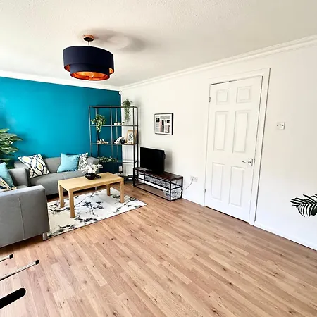 7 Guests House Old Trafford,media City,city Centre, Free Parking