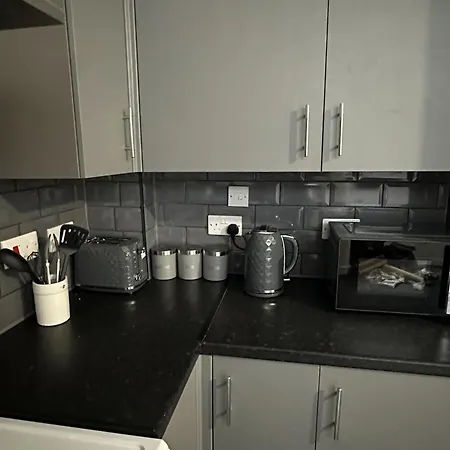 Nyaraló Cosy House Near Etihad And Coop Live *