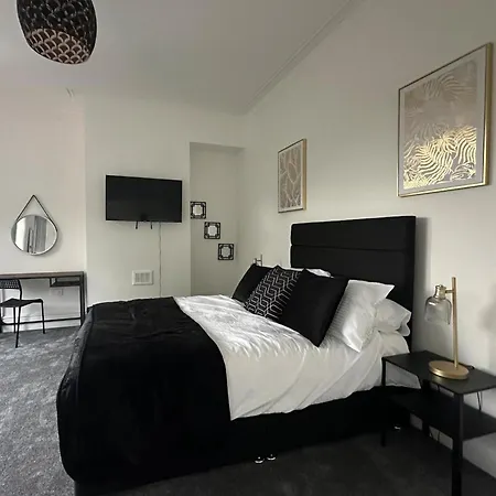Cosy House Near Etihad And Coop Live Nyaraló
