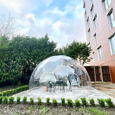 Private Garden With Geodome *