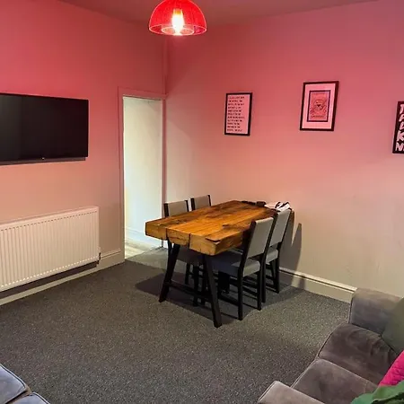 Winslow Holiday home Manchester