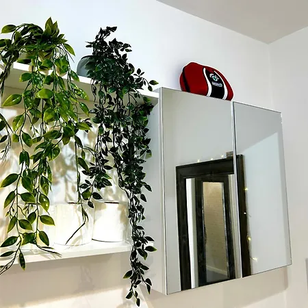 Convenient Private Bed, Bath & Parking Included *