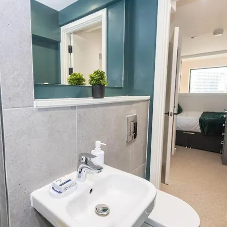 Old Trafford , , 2 Bed Duplex Μάντσεστερ