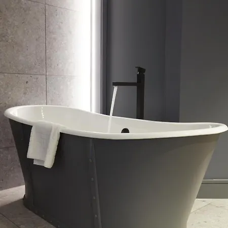 Voco - Centre By Ihg 4*