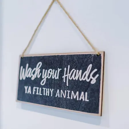 Apartman Sleeps 7, Stunning Home, Free Parking, Perfect For Groups, Long Term Disc