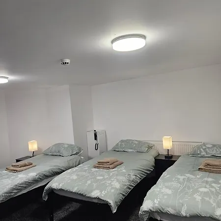 Apartament Basement Near City Centre *