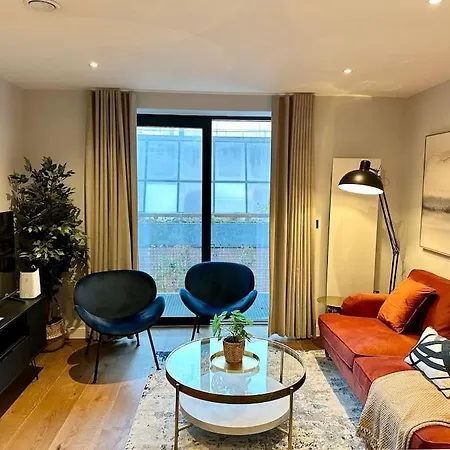 Stunning Centre Duplex With Free Parking Apartament Manchester