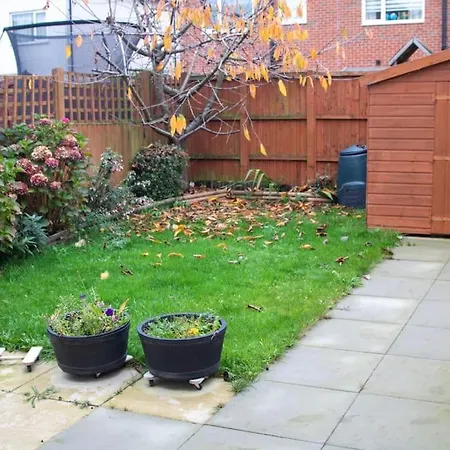 Coop Arena Luxurious Townhouse Manchester