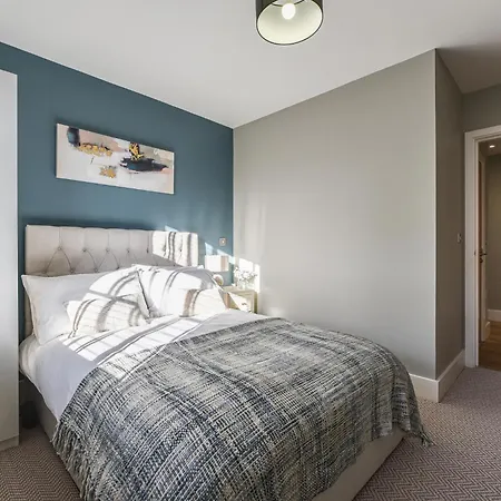 Luxury Prime Location Flat