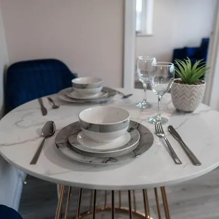 Апартаменты 1 Bed Media Flat Free Parking *