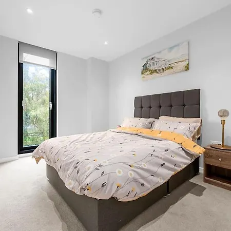 Haven Stylish Modern 曼彻斯特