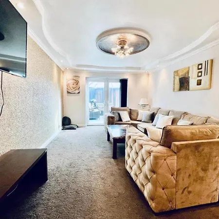 13 Guests - Free Parking - House Nyaraló *