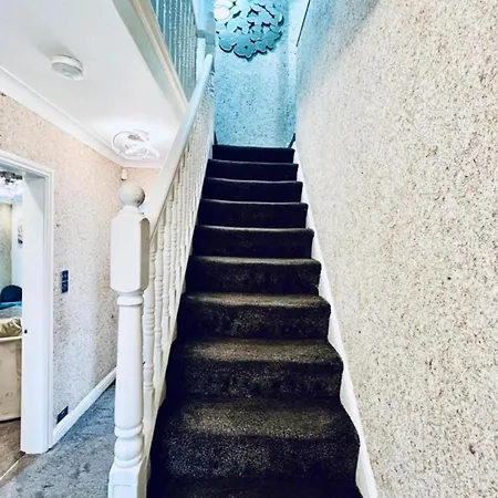 Sweet - Spacious 7br House Holiday home