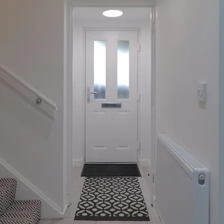 Downtown Cozy House In *