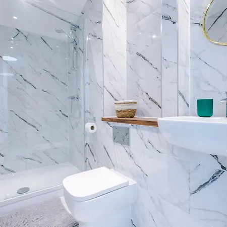 Holiday home Rest&recharge At Waterway House *