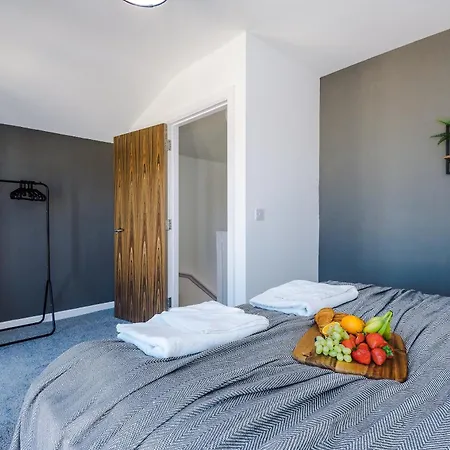 Rest&recharge At Waterway House 펜션 맨체스터