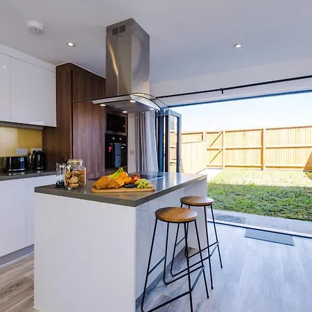 Holiday home Rest&recharge At Waterway House