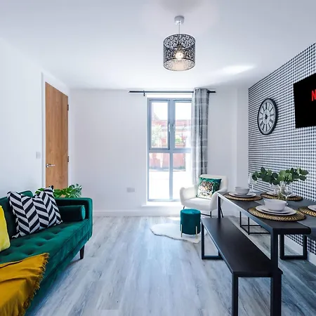 Holiday home Rest&recharge At Waterway House Manchester