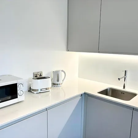 Entire Luxury In The Heart Of City Centre شقة مانشستر