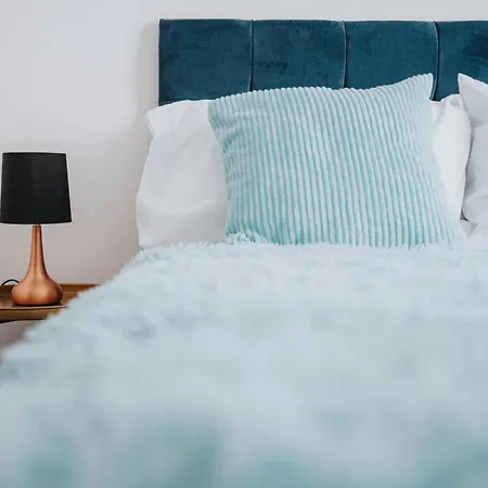 Lux Livin' - Luxury 2 Bed Centre Free Parking Appartement