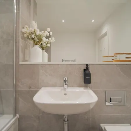 Midori By The Heim Residences *