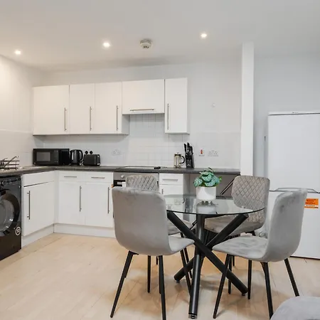 Lux Livin' - Luxury 2 Bed Centre Free Parking Appartement Manchester