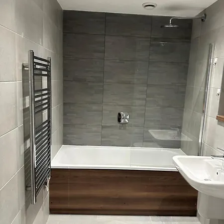 Apartmán 2 Bed Spacious Flat - Canal View *