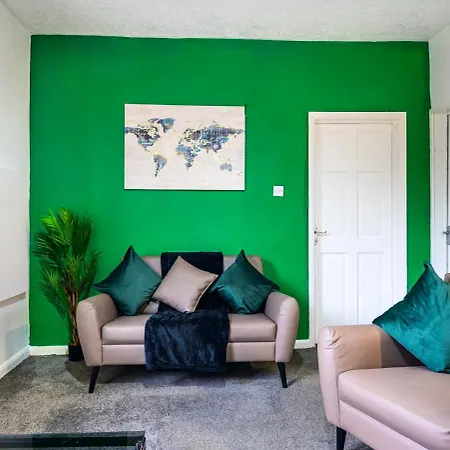 Trafford Eden - 3 Bed Near Old Trafford And Trafford Centre With Free Parking 度假居