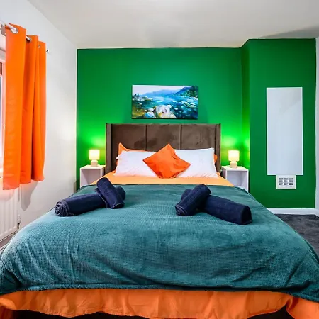 Prázdninový dům Trafford Eden - 3 Bed Near Old Trafford And Trafford Centre With Free Parking *