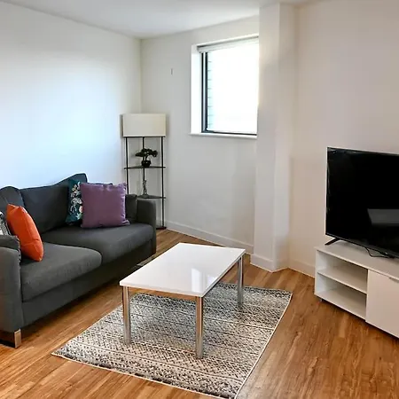 Waterside Haven Apartment